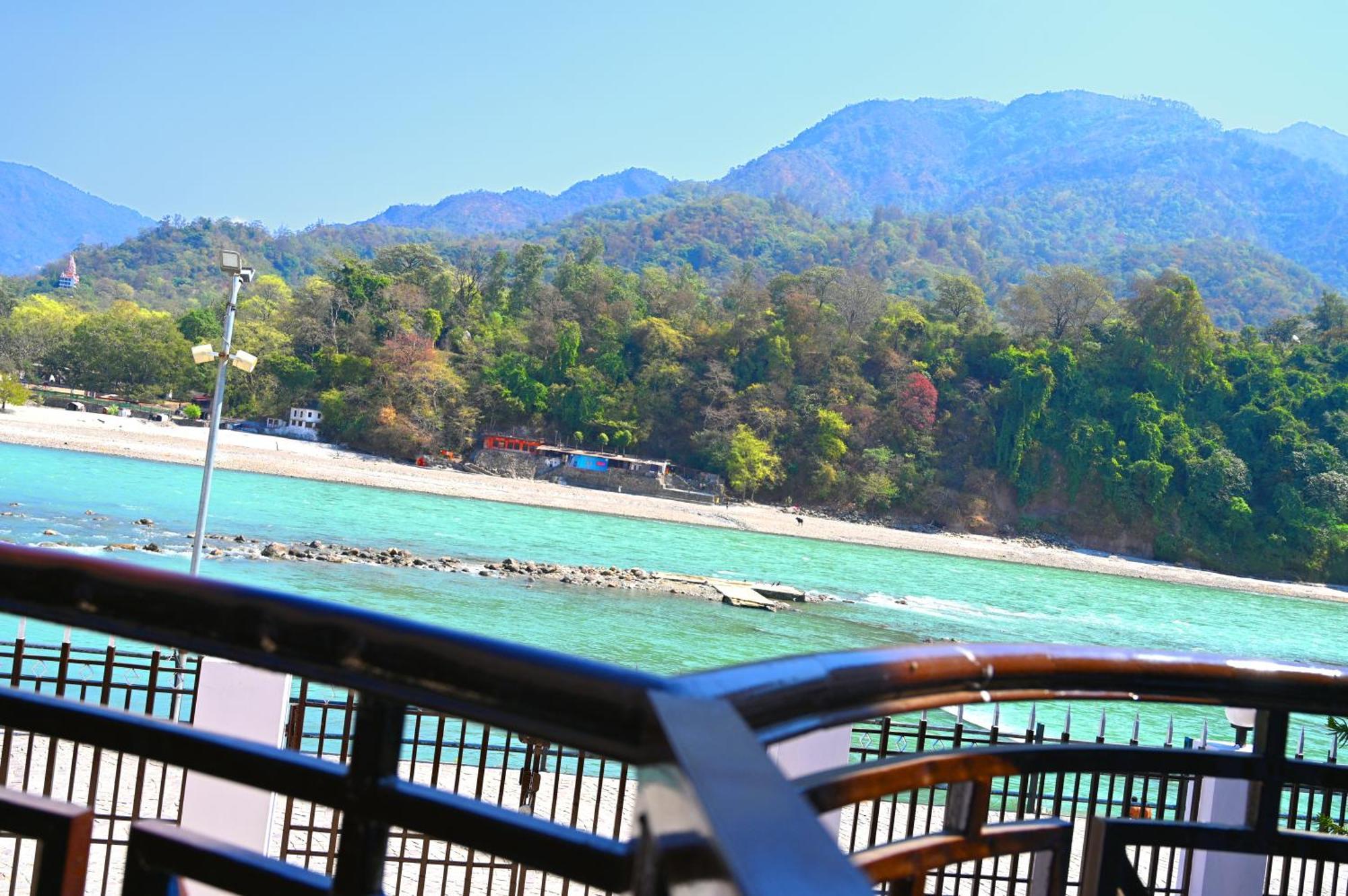 Hotel Prasanna Inn Rishikesh Ngoại thất bức ảnh