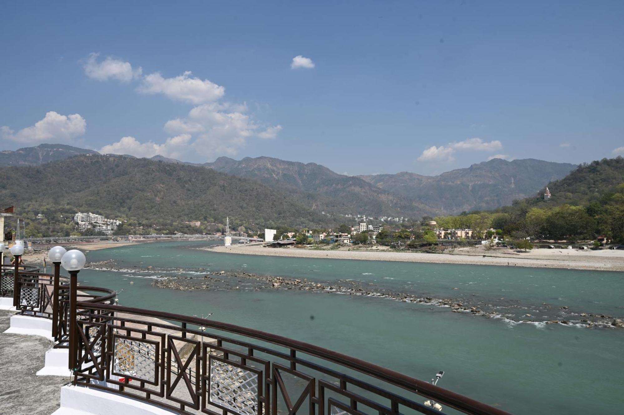 Hotel Prasanna Inn Rishikesh Ngoại thất bức ảnh